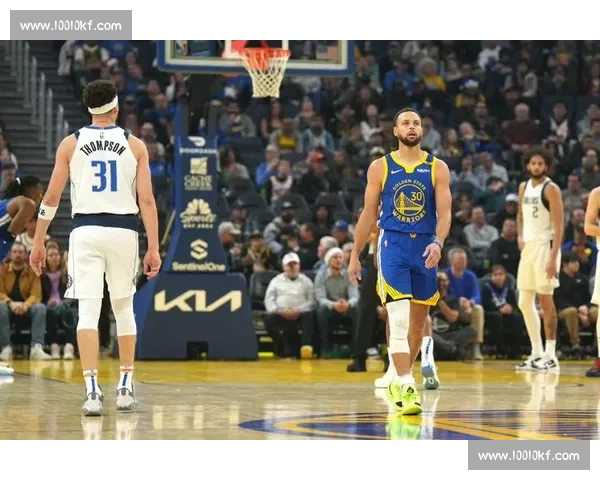 克莱汤普森三分传奇与勇士王朝沉浮的坚守之路职业生涯启示篮球